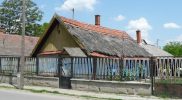 Mezőtúri nádfedeles házak